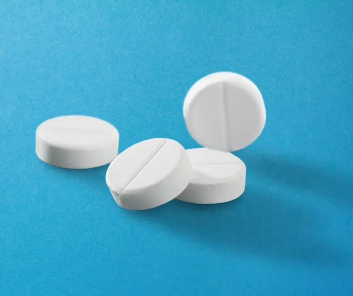 Wszywka alkoholowa – czy pomaga w walce z alkoholizmem?